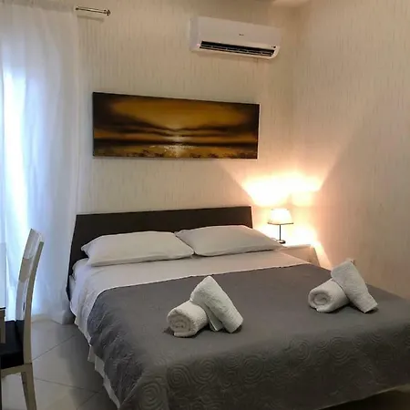 شقة Modern In سبليت